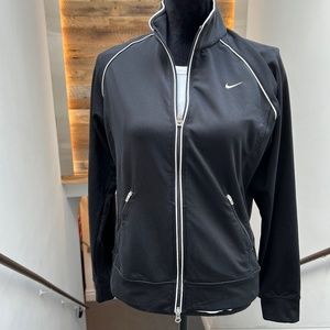🌸  Nike Black Dri-FIT Jacket Black Athletic bomber women’s